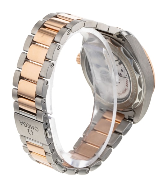 Omega Aqua Terra 150m Gents 220.20.38.20.10.001